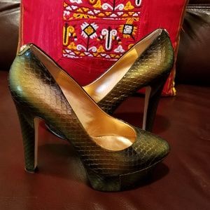 Ivanka Trump dressy pumps!